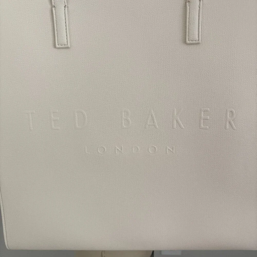 Ted Baker London The ICON Beige Medium Tote Luxury Commuter Chic Quiet Luxury